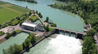 Sur cette photo, on peut voir où se déroule le transport des bateaux à la centrale hydroélectrique de Niederried.
