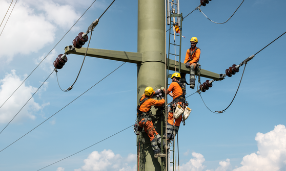 Teaserbild für Kompetenzfelder Energy, Power Grid und Infra Service