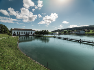 Auf diesem Bild ist ersichtlich, wo der Bootstransport beim Wasserkraftwerk Wynau stattfindet.