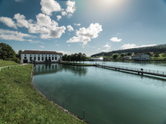 Sur cette photo, on peut voir où se déroule le transport des bateaux à la centrale hydroélectrique de Wynau.