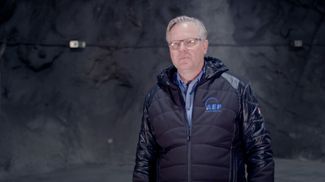 Robert Wendlinger, Geschäftsführer der AEP Planung und Beratung sorgt für die Technik.